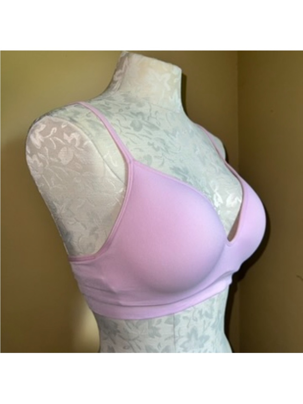 Victoria's Secret Seamless Wireless Push-Up Bralette Pink - Picture 4 of 12